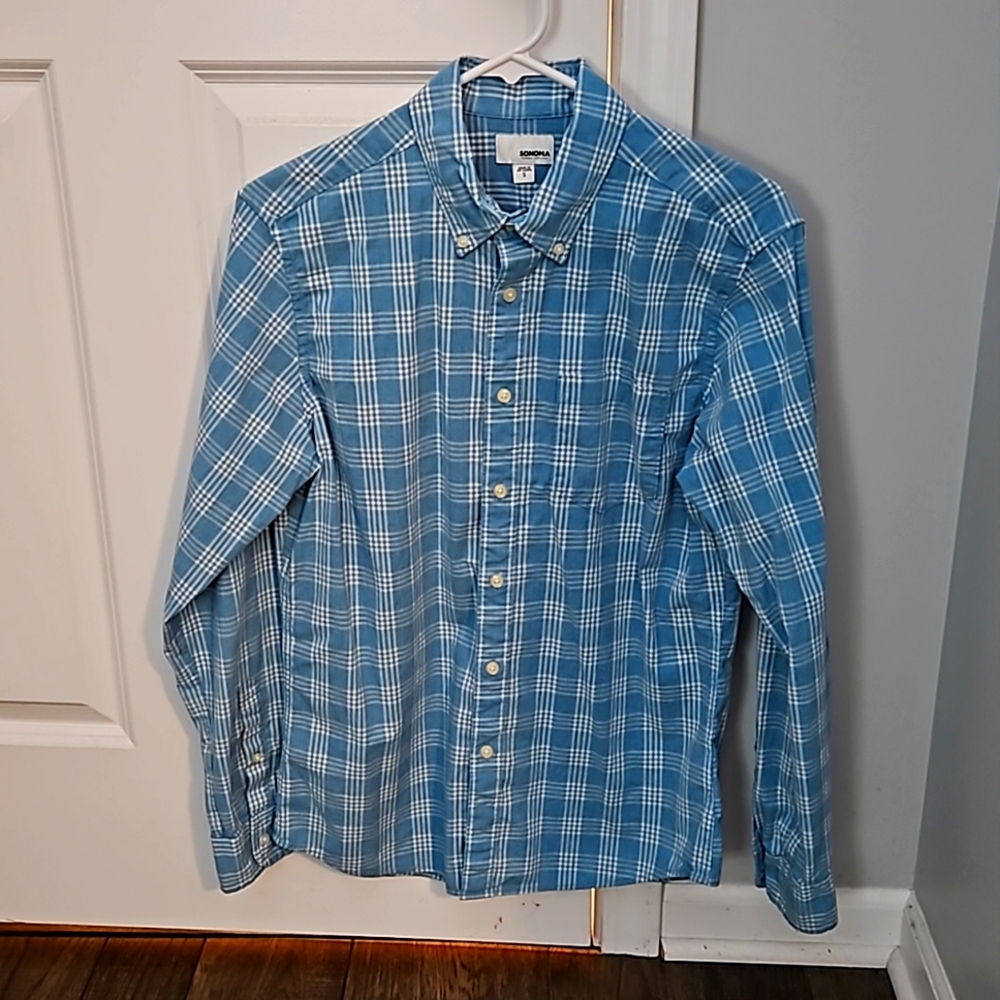 Mens small Sonoma button shirt